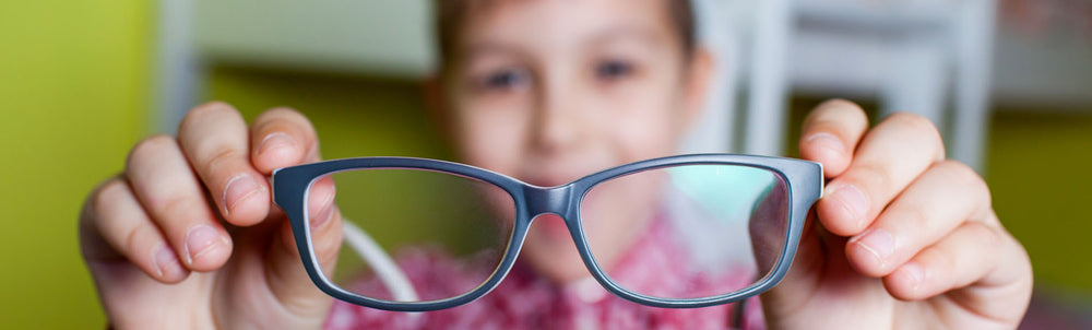 Myopia: Symptoms, Causes and Treatment